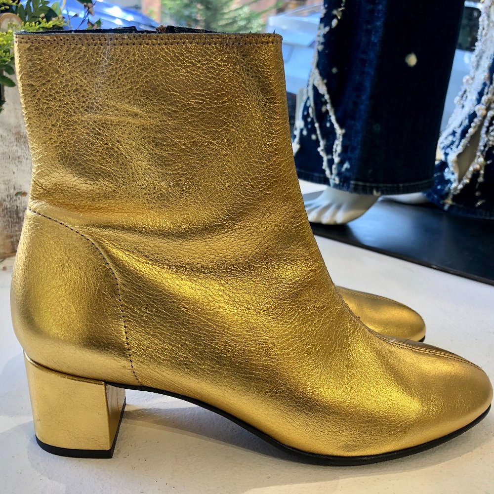 Gold Marian Boot